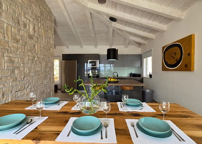 Bellavista Villa *